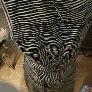 Kardashian Kollection Black and White Women's Dress